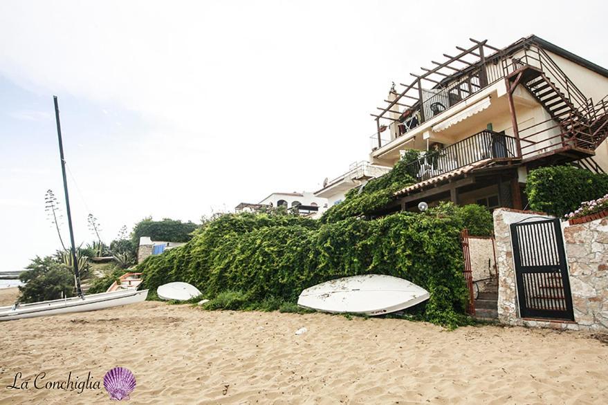Casa La Conchiglia Sulla Spiaggia Lido di Noto Exterior foto